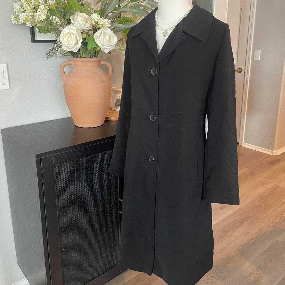 Gallery Trench Coat Womens M Black Excellent Long Sleeve Button Front Collared